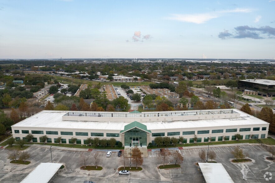 More Photos Of 390 Benmar Dr, Houston Office For Sale