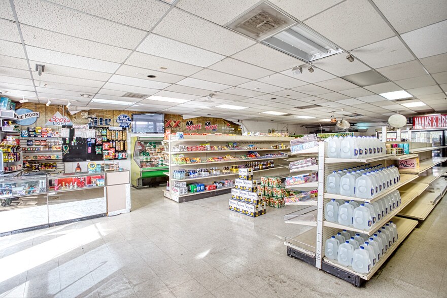 More Photos Of 1868-1880 E Apache Blvd, Tempe Unknown For Lease