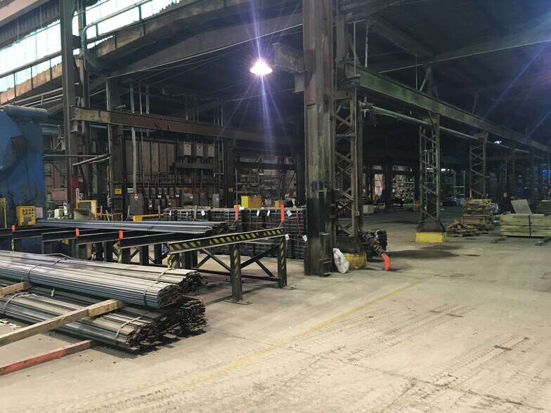 More Photos Of 64 Waterway Dr, Poca Distribution For Lease