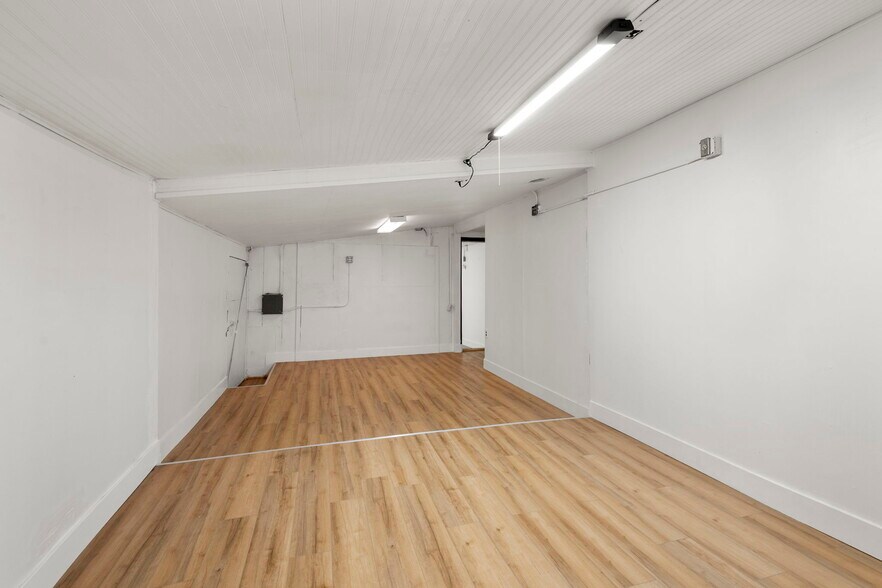 More Photos Of 961 Hwy 4, Arnold Flex For Sale