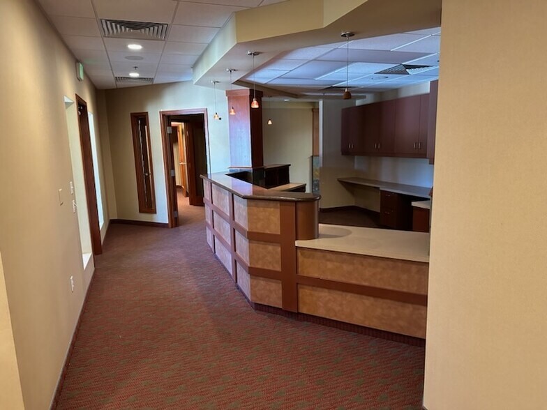 More Photos Of 1260-1290 Healdsburg Ave, Healdsburg Medical For Lease