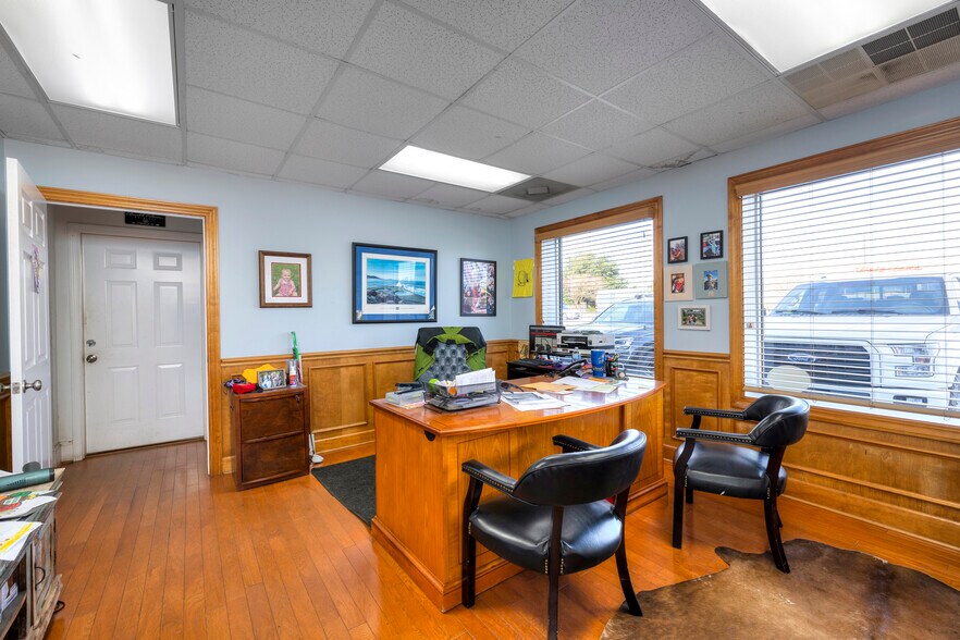 More Photos Of 756 Bultman Dr, Sumter Light Distribution For Sale