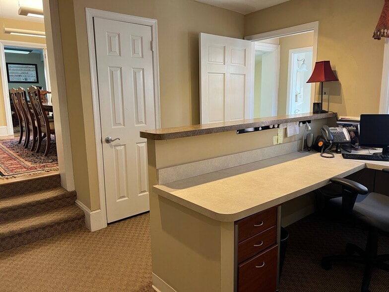 More Photos Of 528 Swede St, Norristown Office For Sale