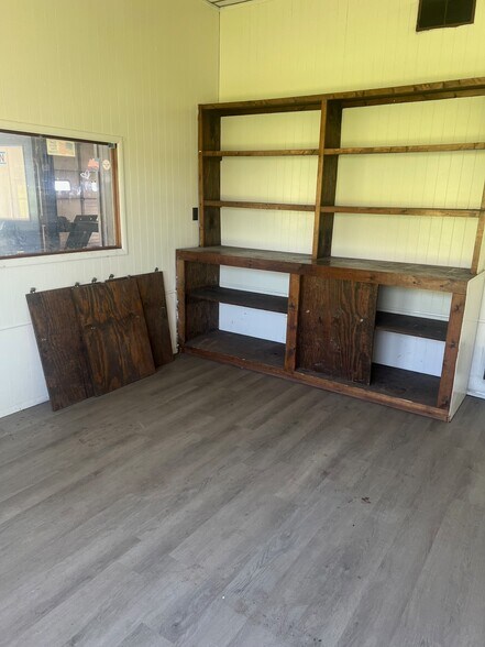 More Photos Of 294 Front Royal Rd, Strasburg Auto Repair For Lease