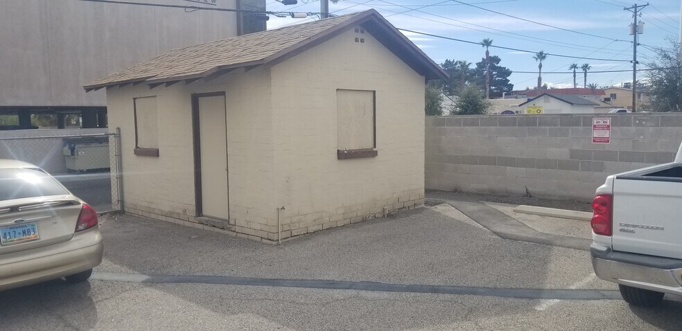 More Photos Of 725 S 6th St, Las Vegas Office For Lease
