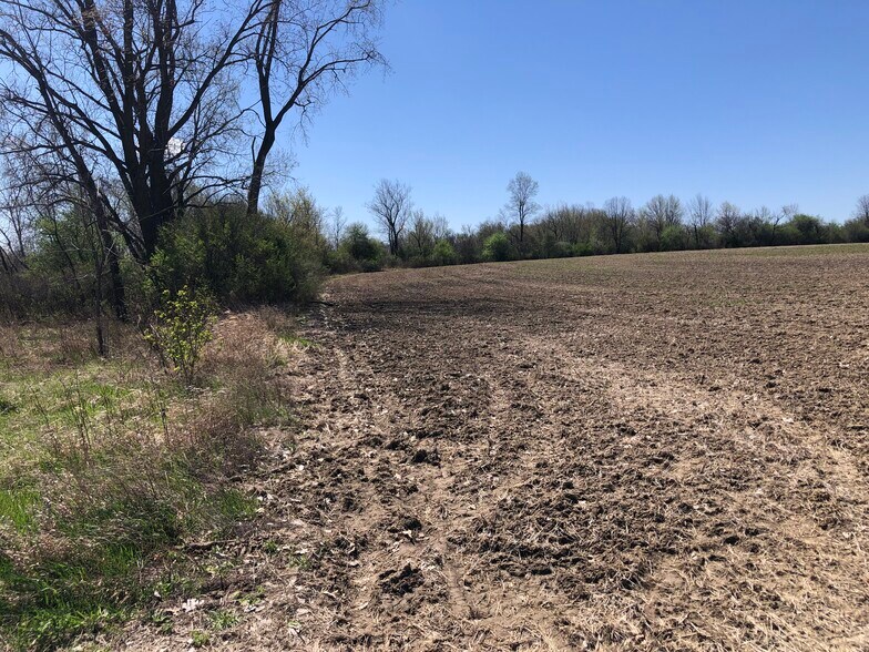More Photos Of 7800 Grand Blvd, Hobart Land For Sale