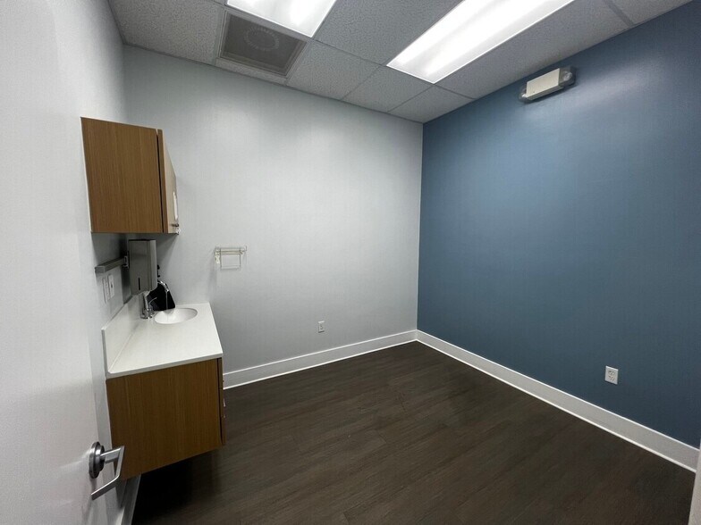 More Photos Of 601 N Congress Ave, Delray Beach Medical For Lease