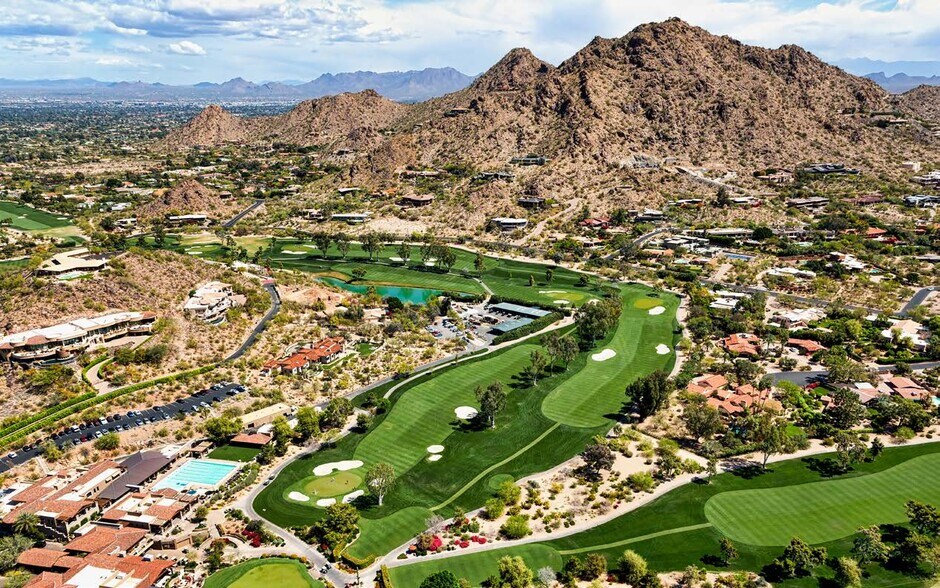 More Photos Of 4727 E Union Hills Dr, Phoenix Medical For Sale