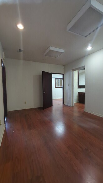 More Photos Of 1440 N Dorgenois St, New Orleans Freestanding For Lease