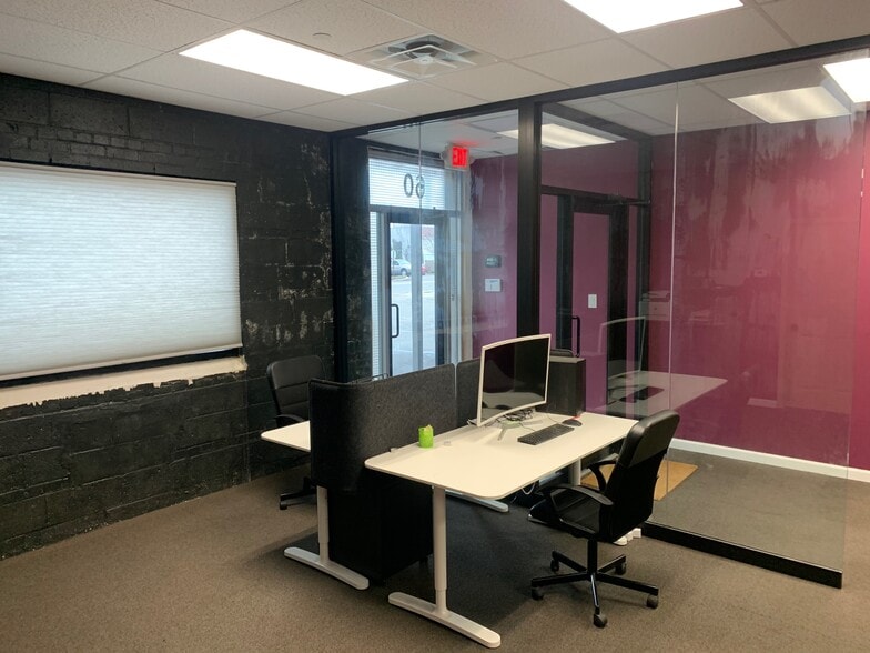 More Photos Of 60 Milbar Blvd, Farmingdale Warehouse For Lease