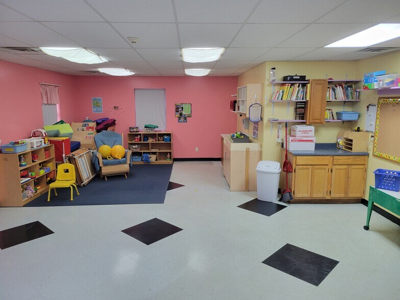 More Photos Of 50 Nicklow Rd, Bruceton Mills Daycare Center For Sale