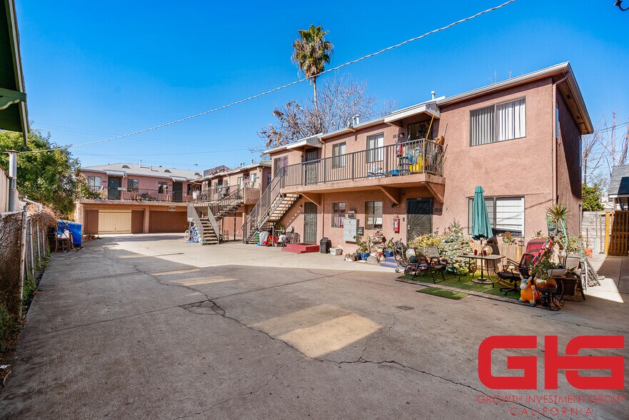 More Photos Of 1927-1933 Griffin Ave, Los Angeles Apartments For Sale