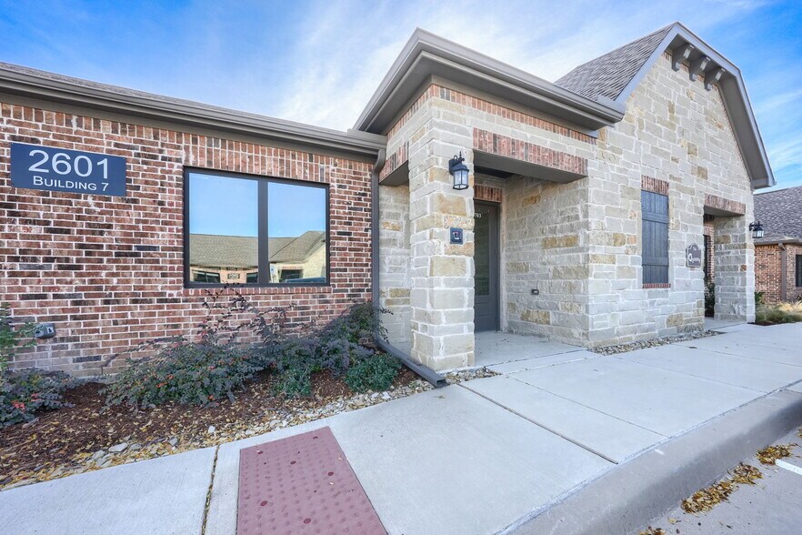 More Photos Of 2601 Little Elm Pky, Little Elm Coworking Space