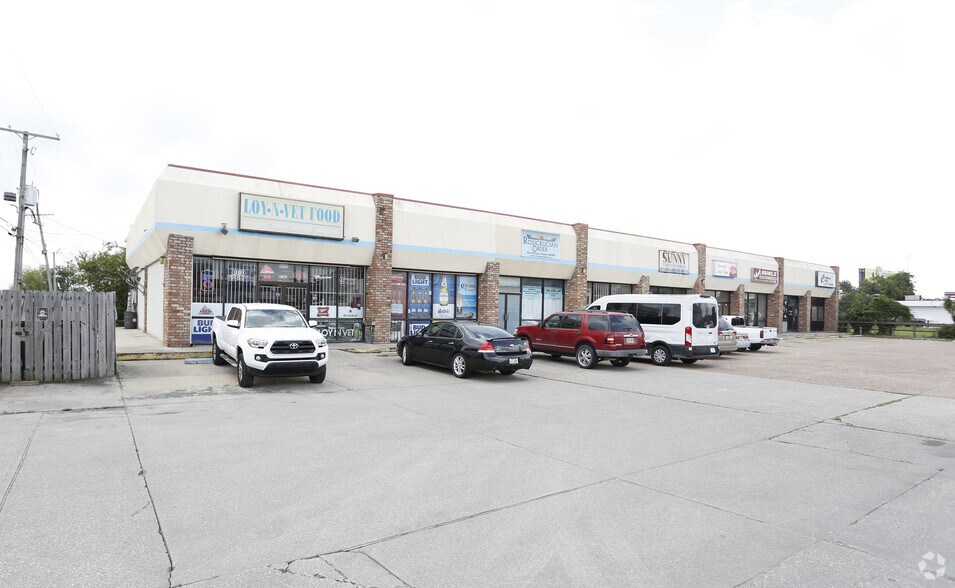 More Photos Of 2801 Loyola Dr, Kenner Freestanding For Sale