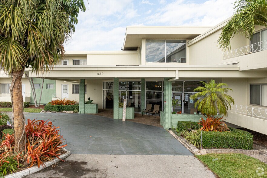 Primary Photo Of 1189 W River Dr, Margate Assisted Living For Sale