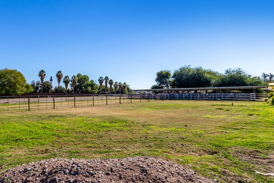 More Photos Of 7425 N Alsup Rd, Litchfield Park Horse Stables For Sale