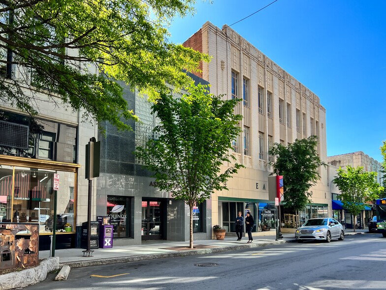 More Photos Of 37 Haywood St, Asheville Office For Lease