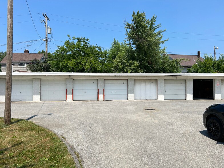 More Photos Of 430 Kenwood Dr, Euclid Apartments For Sale