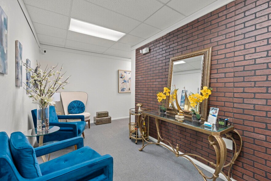 More Photos Of 3949 Evans Ave, Fort Myers Medical For Sale