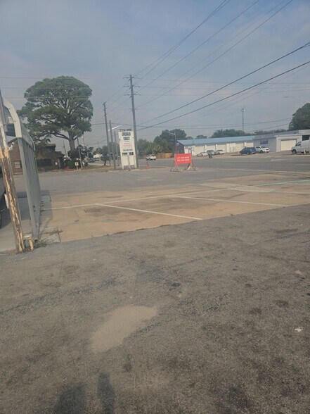 Primary Photo Of 52 Beal Pky SW, Fort Walton Beach Land For Lease