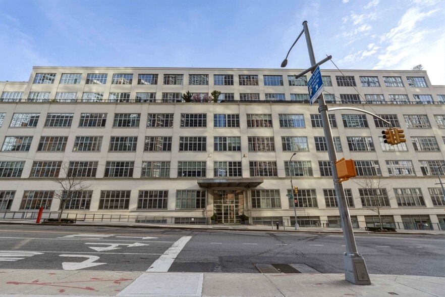 More Photos Of 2728 Thomson Ave, Long Island City Apartments For Sale