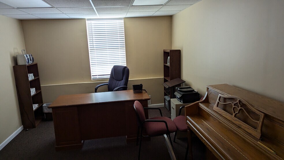 More Photos Of 1045 Coliseum Blvd, Montgomery Religious Facility For Sale