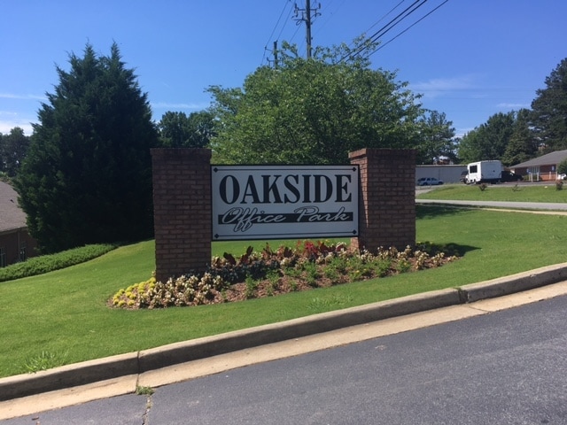 More Photos Of 203 Oakside Ln, Canton Medical For Sale