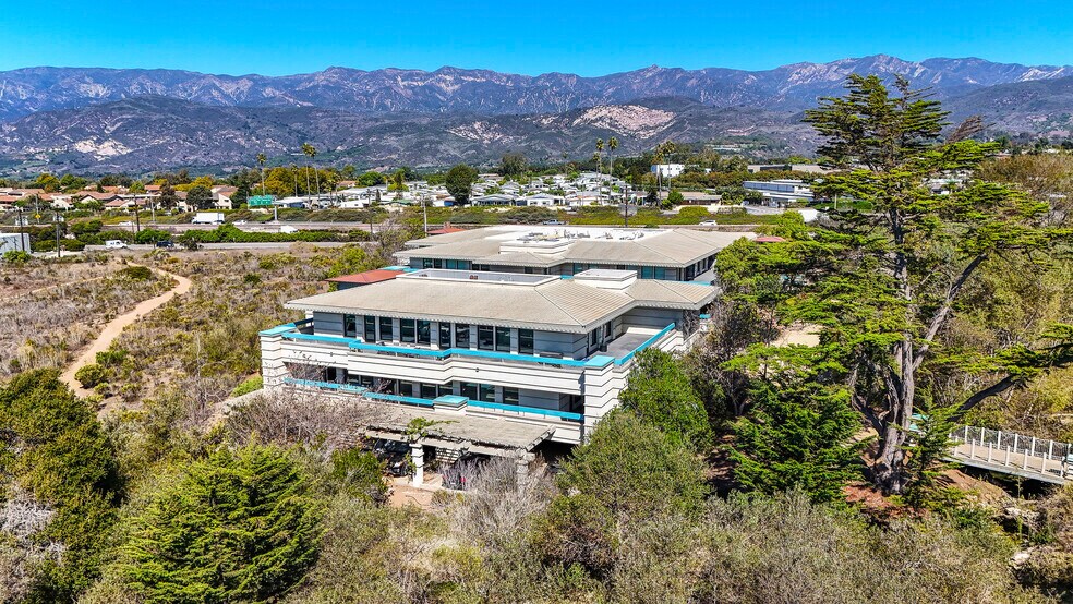 More Photos Of 6185-6187 Carpinteria Ave, Carpinteria Office For Sale