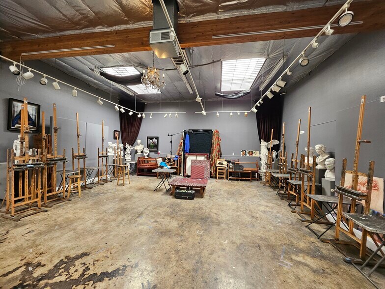 More Photos Of 3264 Motor Ave, Los Angeles Restaurant For Sale