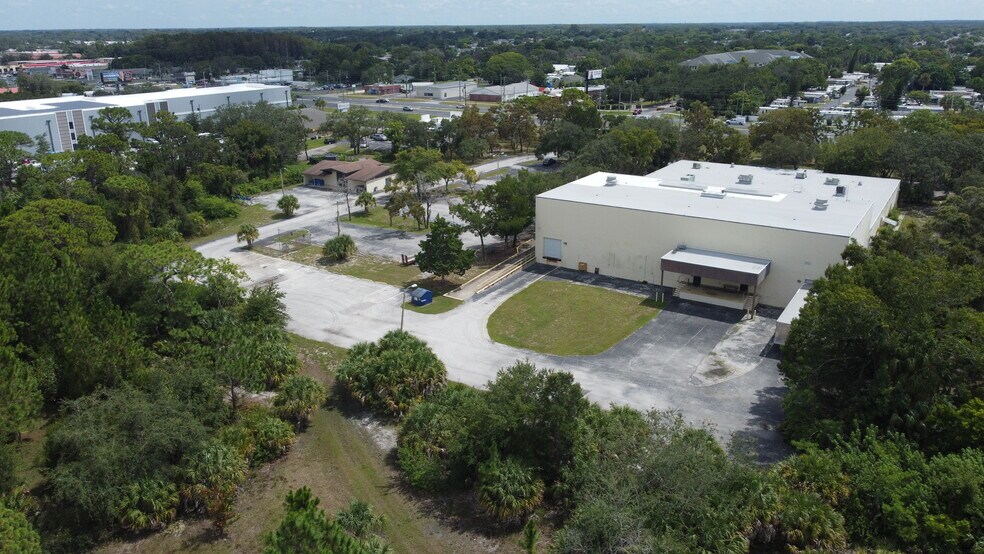 More Photos Of 11321 US Highway 19, Port Richey Flex For Sale