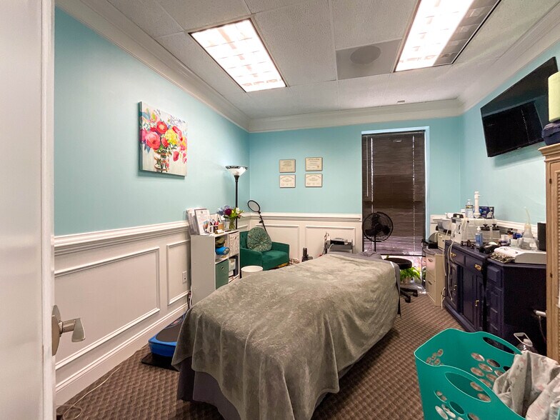 More Photos Of 4475 Morris Park Dr, Mint Hill Office For Sale