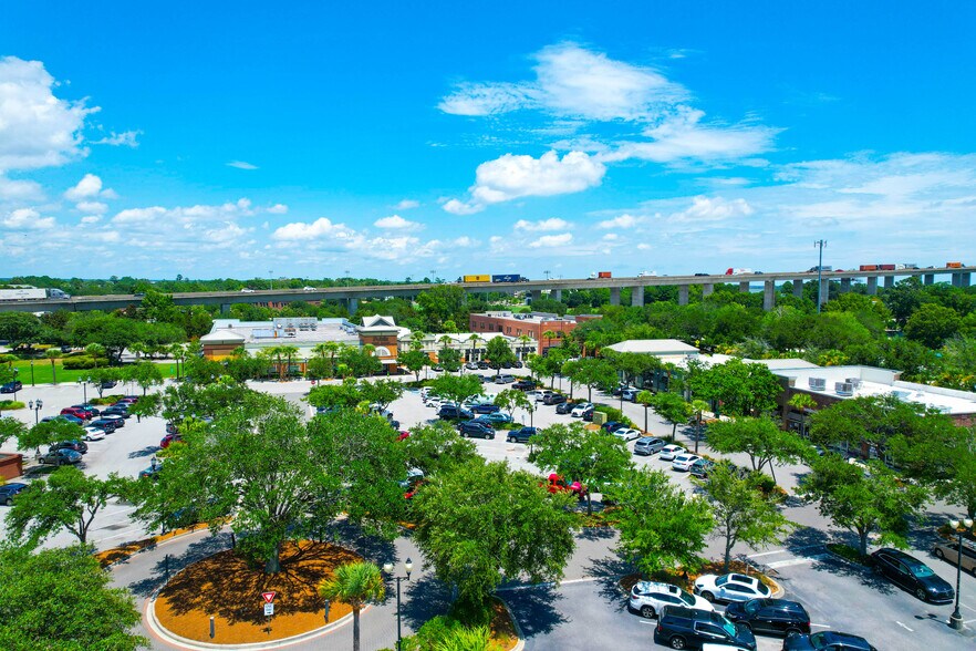 More Photos Of 146 Fairchild St, Charleston Office For Sale