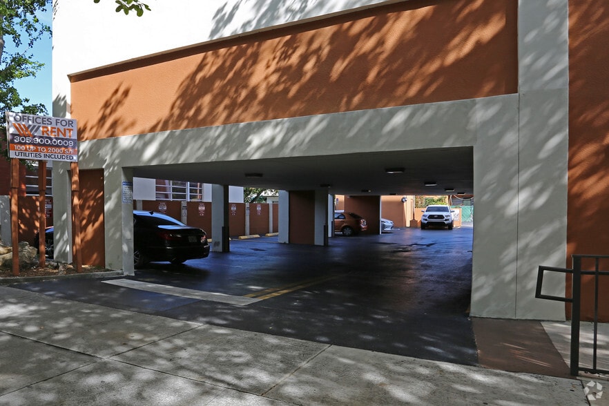 More Photos Of 1801 Coral Way, Miami Medical For Lease
