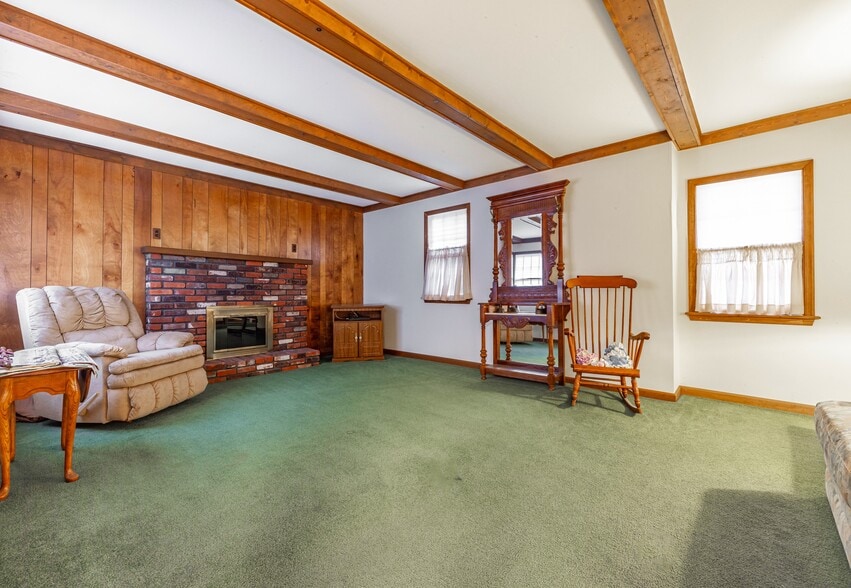 More Photos Of 90 Peters Ln, Blackwood Specialty For Sale