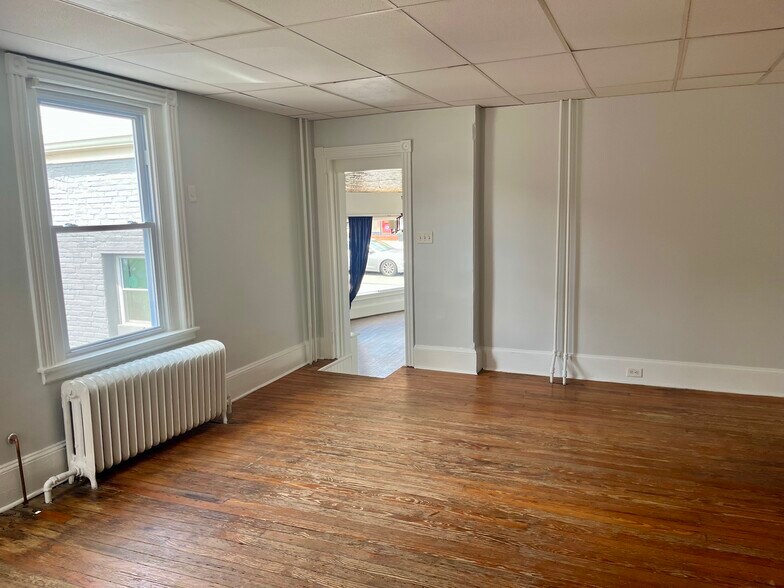 More Photos Of 1050 W Lancaster Ave, Bryn Mawr Storefront Retail Residential For Lease