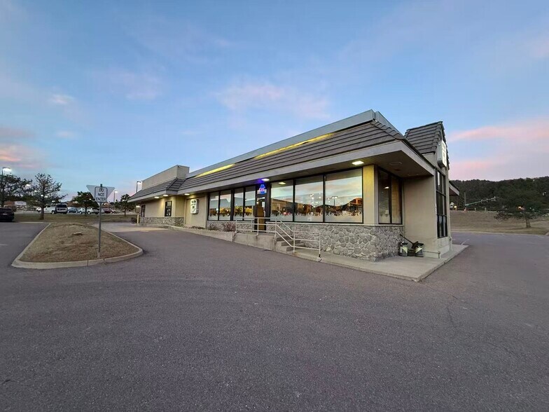 More Photos Of 1139 E Hwy 24, Woodland Park Restaurant For Sale