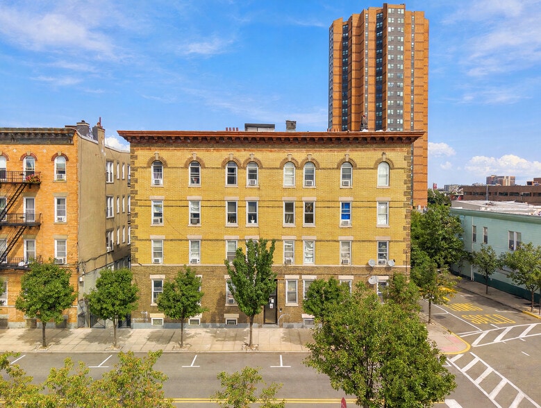 More Photos Of 604 21st St, Union City Apartments For Sale