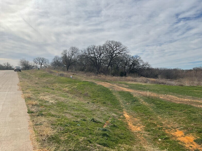 More Photos Of 1657 Private Access 60200, Burleson Land For Sale