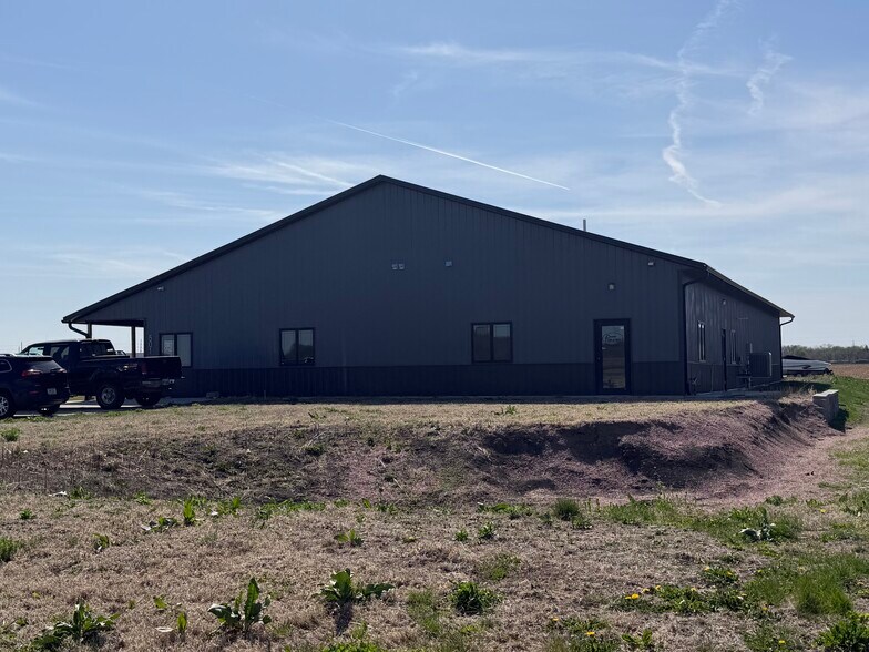 More Photos Of 501 Prosperity Way, North Sioux City Industrial For Sale