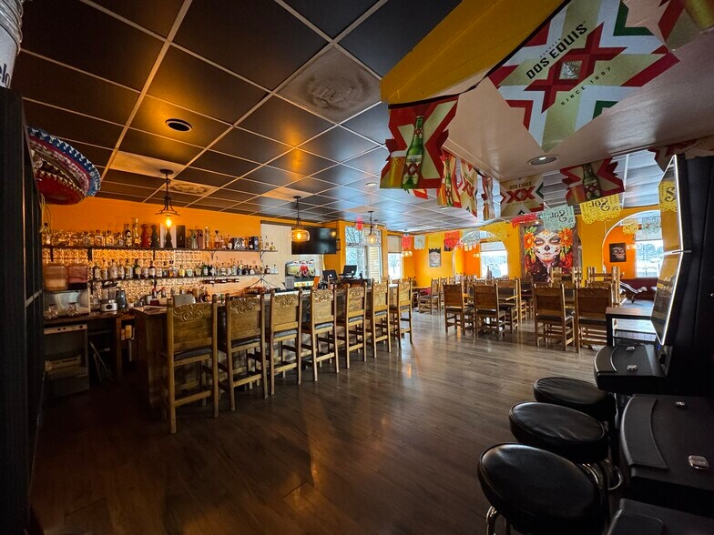More Photos Of 2070 S Koeller St, Oshkosh Restaurant For Sale