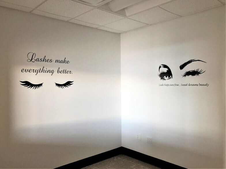 More Photos Of 2213-2217 Fayetteville Rd, Van Buren Storefront For Lease