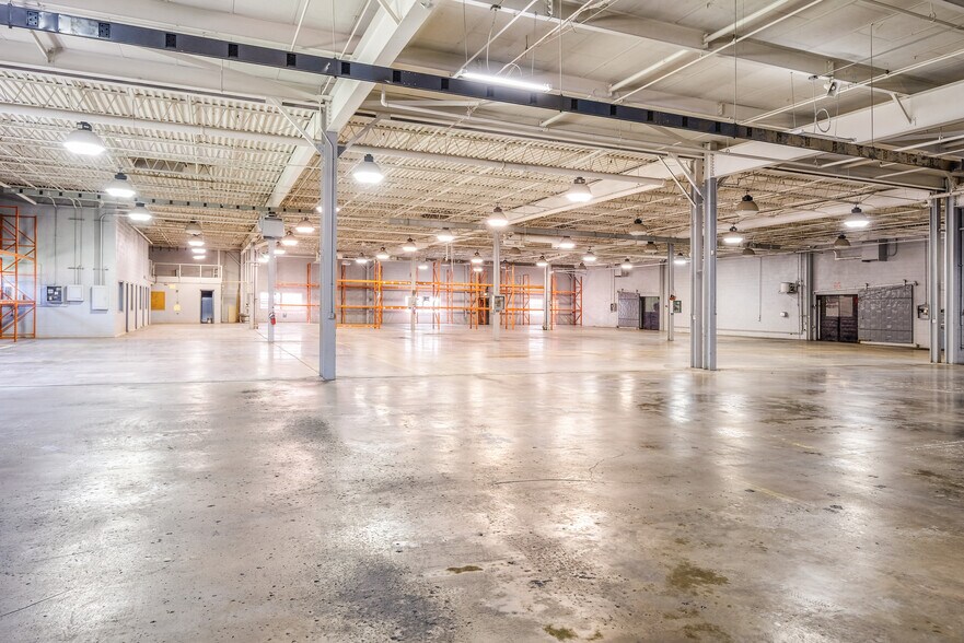 More Photos Of 5500 N Sharon Amity Rd, Charlotte Manufacturing For Lease
