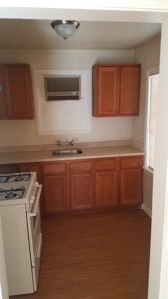 More Photos Of 17742 D St, Victorville Apartments For Sale