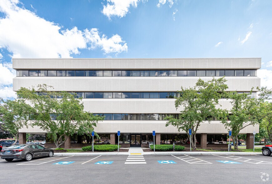 More Photos Of 60 Hartland St, East Hartford Office For Sale