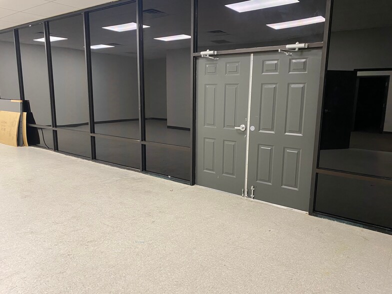 More Photos Of 19214 Clay Rd, Katy Unknown For Lease