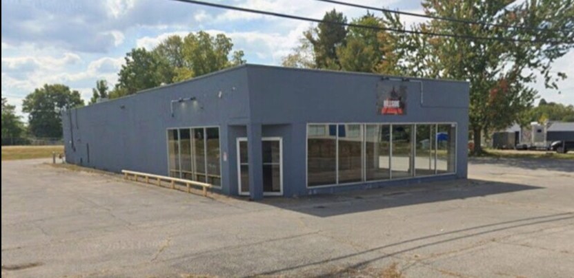 Primary Photo Of 1159 W 4th St, Mansfield Freestanding For Lease