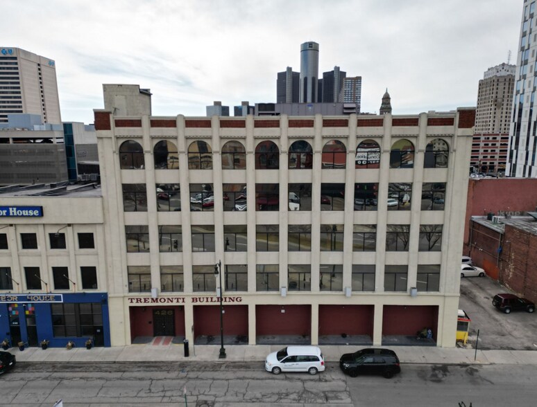 More Photos Of 426 Clinton St, Detroit Office For Lease