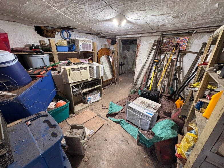 More Photos Of 401 N Salisbury St, West Lafayette Apartments For Sale