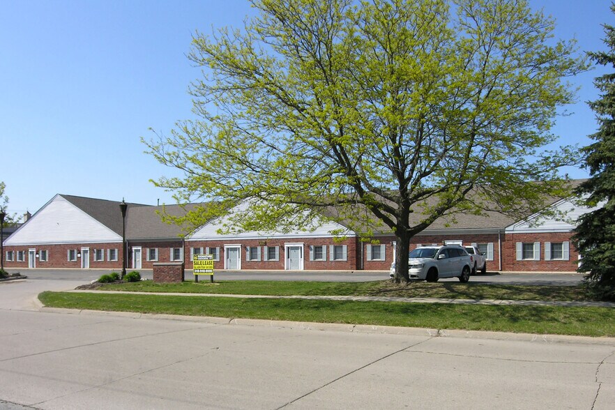 More Photos Of 9357 General Dr, Plymouth Office For Lease