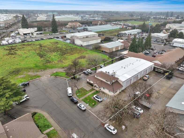 More Photos Of 1633 Starr Dr, Yuba City Service For Lease